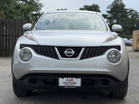 Used 2014 Nissan Juke S FWD image 3