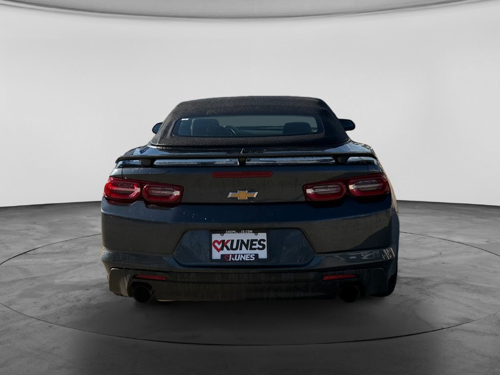 Used 2023 Chevrolet Camaro LT RWD image 8