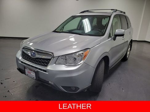 Used 2016 Subaru Forester 2.5i Limited AWD/4WD image 5