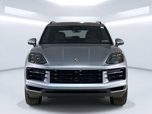 New 2026 Porsche Cayenne AWD/4WD image 2
