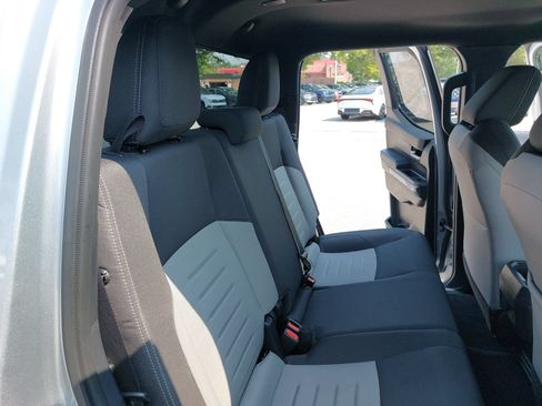 Used 2025 Toyota Tacoma TRD Sport AWD/4WD image 12