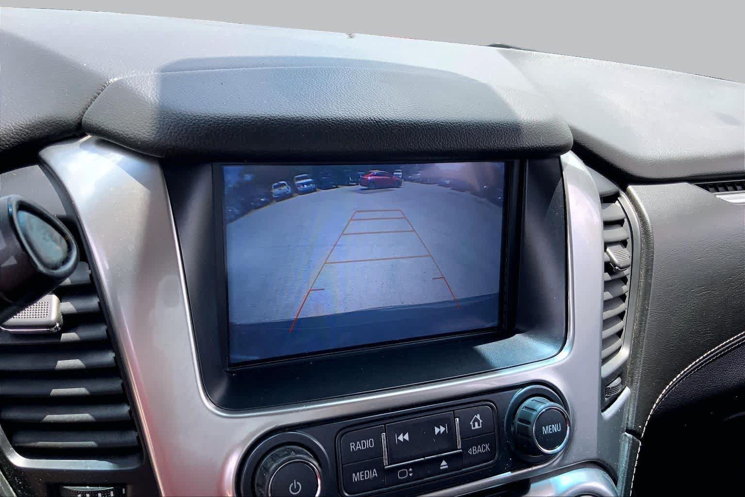 Used 2018 Chevrolet Suburban Premier RWD image 26