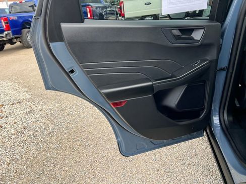 Used 2024 Ford Escape Active image 15