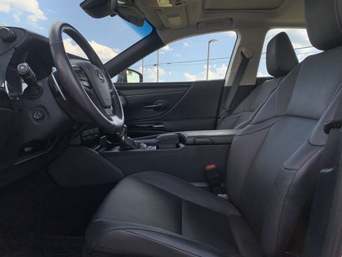 Used 2022 Lexus ES 350 w/ Premium Package FWD image 16