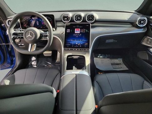Used 2025 Mercedes-Benz CLE 300 4MATIC Coupe image 16