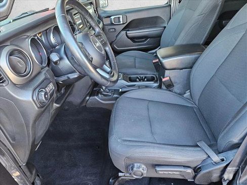 Used 2022 Jeep Wrangler Unlimited Sport image 13