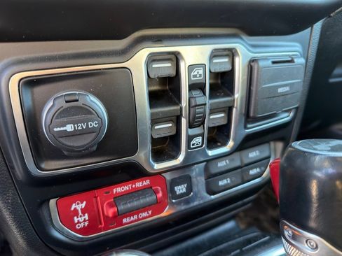 Used 2020 Jeep Wrangler Unlimited Rubicon image 29