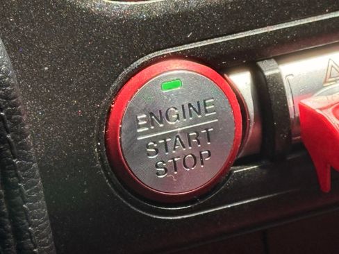 Used 2022 Ford Mustang GT Premium RWD image 29