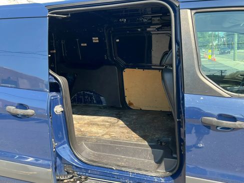 Used 2018 Ford Transit Connect XL FWD image 31