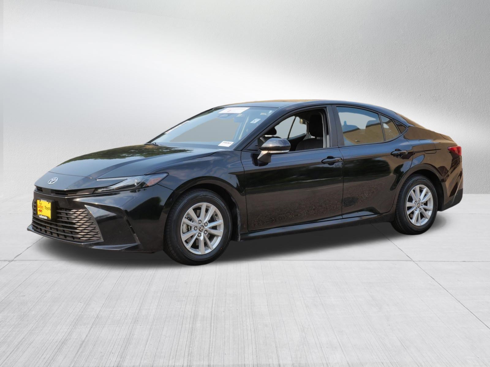 Certified 2025 Toyota Camry LE FWD image 3