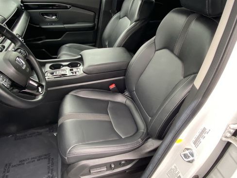 Certified 2026 Honda Passport RTL image 14