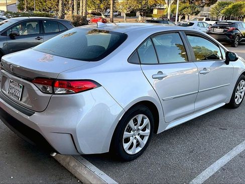 Used 2026 Toyota Corolla LE FWD image 4