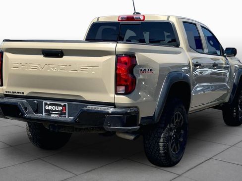 Used 2024 Chevrolet Colorado Trail Boss w/ Technology Package AWD/4WD image 13