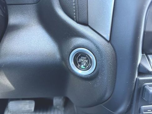 Used 2022 Chevrolet Silverado 2500 LTZ w/ LTZ Premium Package image 17