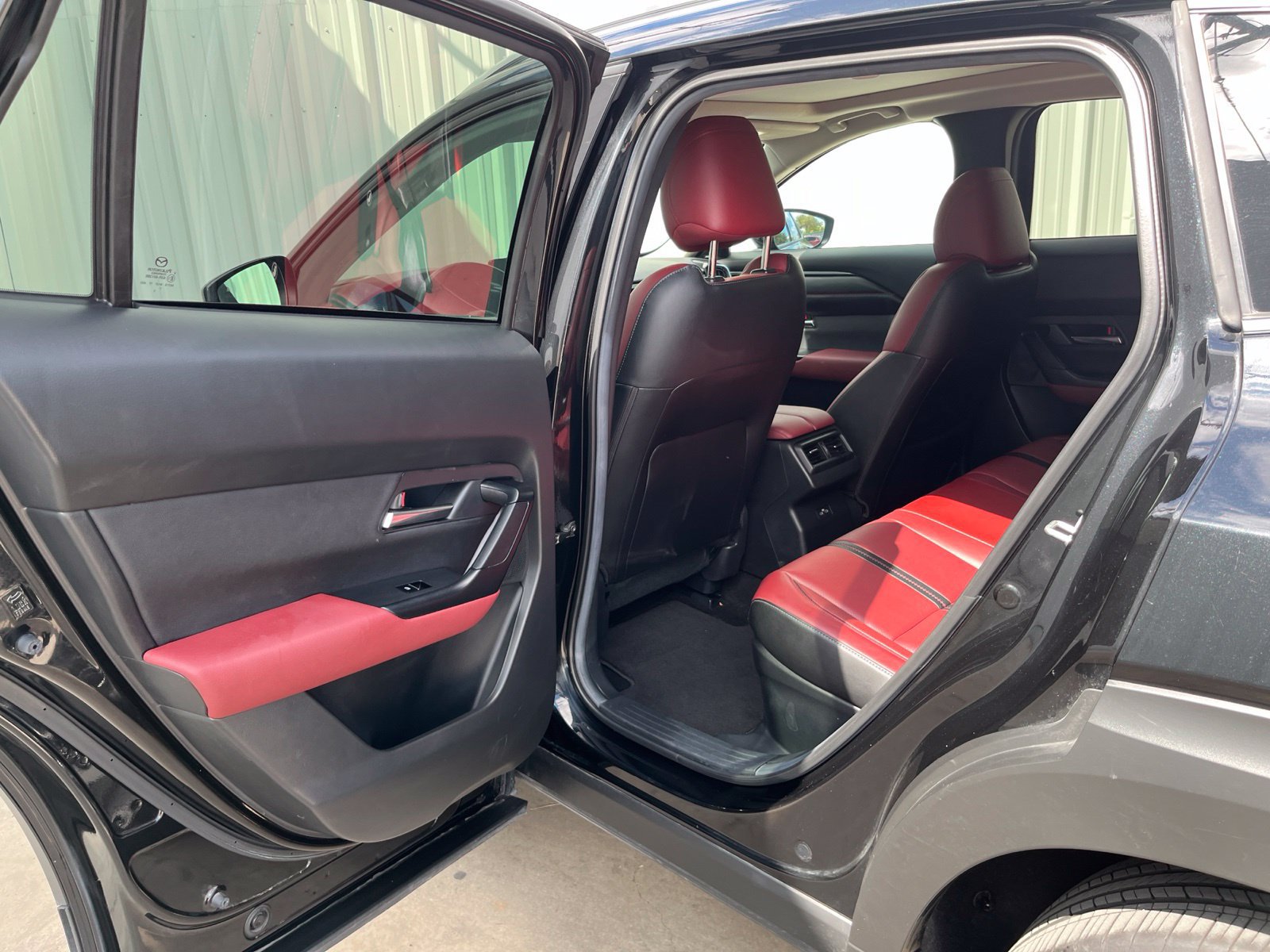 Certified 2025 MAZDA CX-50 2.5 Hybrid w/ Premium Plus Pkg AWD/4WD image 12