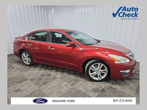 Used 2015 Nissan Altima 3.5 SL FWD image 1