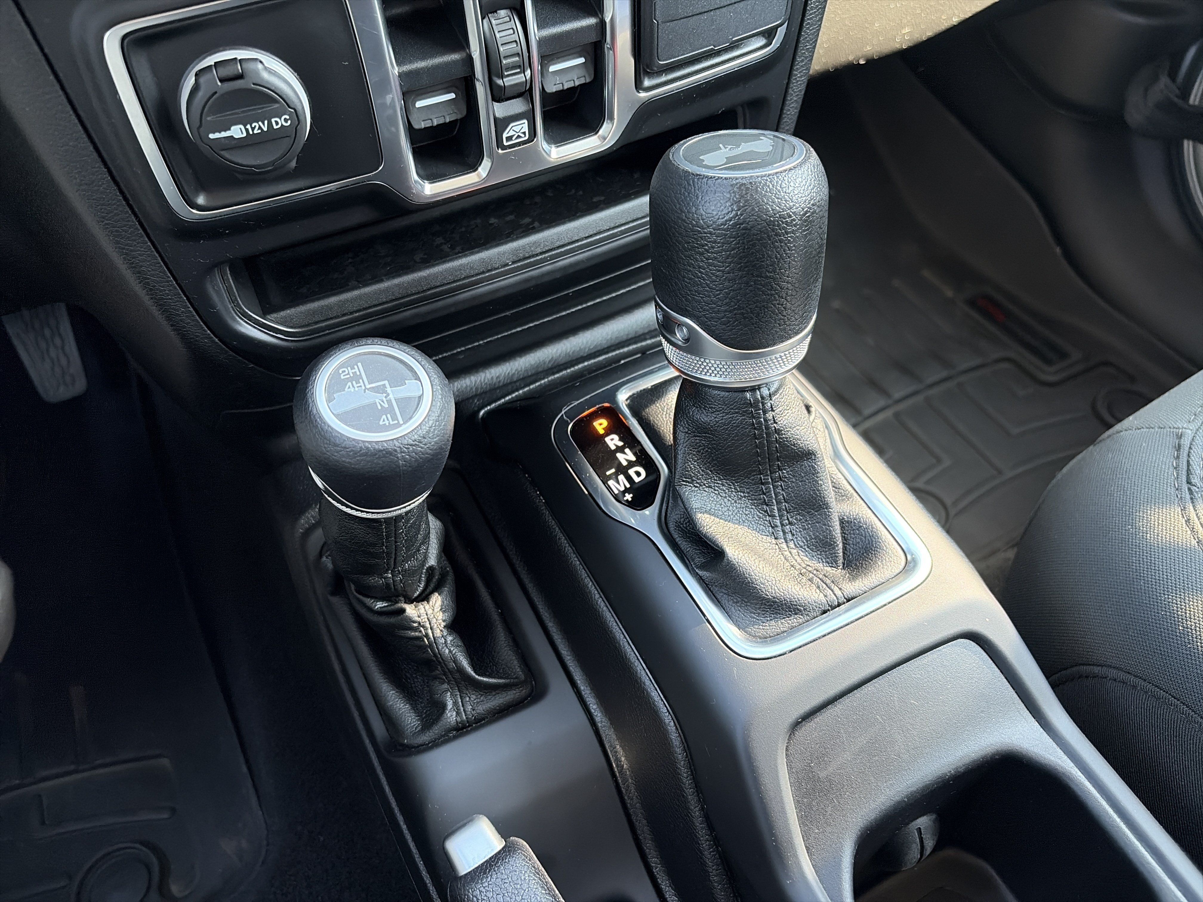 Used 2020 Jeep Wrangler Unlimited Sport S AWD/4WD image 33