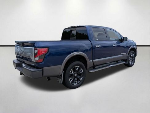Used 2021 Nissan Titan Platinum Reserve w/ Moonroof Package AWD/4WD image 4