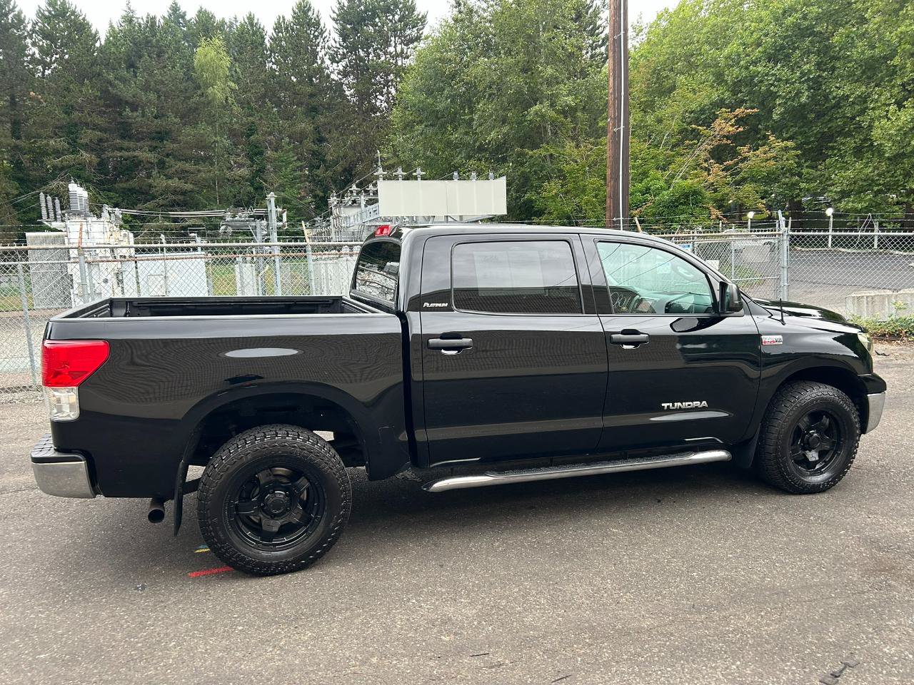 Used 2010 Toyota Tundra Platinum AWD/4WD image 4