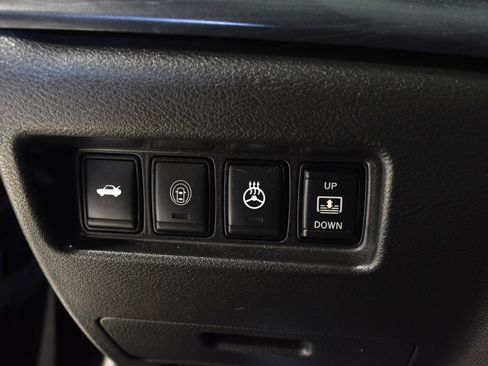 Used 2021 Nissan Maxima Platinum w/ Sport Mat Group FWD image 17