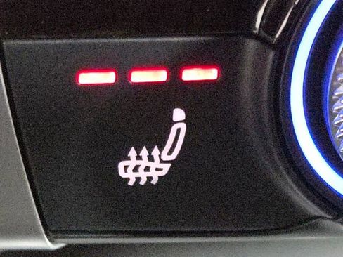 Used 2023 Audi Q3 2.0T Premium image 38