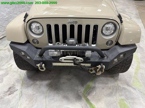 Used 2017 Jeep Wrangler Unlimited Sahara image 18