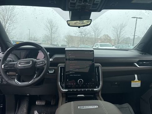 New 2026 GMC Yukon Denali Ultimate w/ LPO, Floor Liner Package image 14