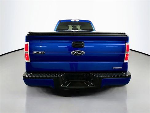 Used 2011 Ford F150 STX w/ Trailer Tow Pkg image 6