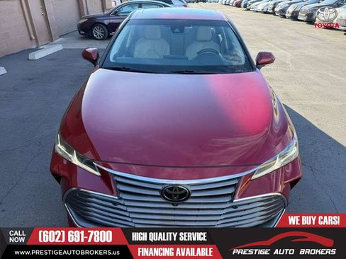 Used 2019 Toyota Avalon Limited w/ Advanced Safety Package FWD image 6