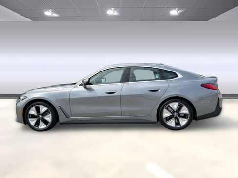 New 2026 BMW i4 eDrive40 w/ Premium Package RWD image 2