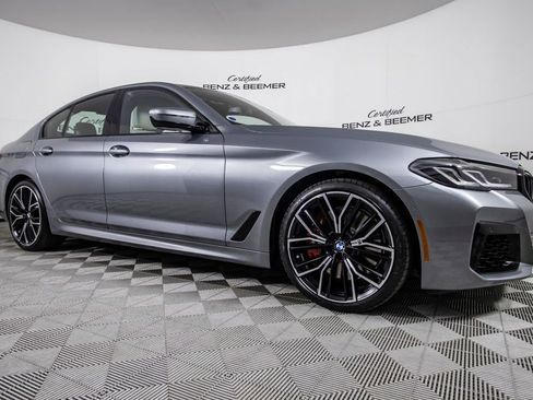 Used 2023 BMW 540i w/ M Sport Package RWD image 2
