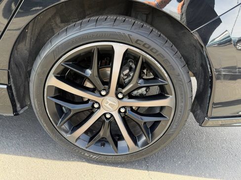 Used 2020 Honda Civic Sport image 27