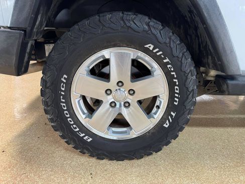 Used 2014 Jeep Wrangler Sport w/ Quick Order Package 24S AWD/4WD image 27