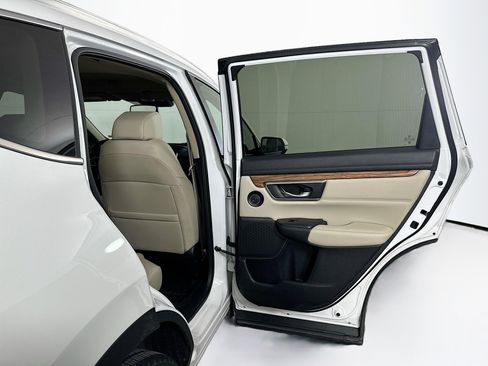 Used 2020 Honda CR-V Touring image 32