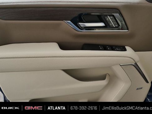 New 2026 GMC Yukon Denali w/ Sun & Power Step Package AWD/4WD image 6