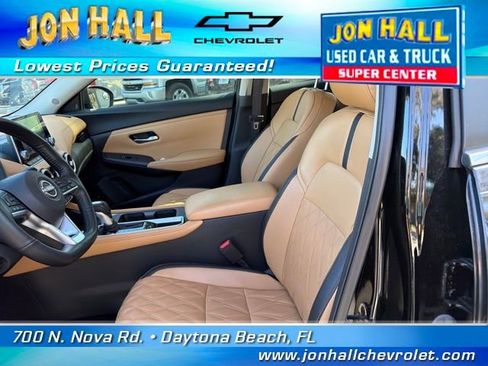 Used 2024 Nissan Sentra SV w/ SV Premium Package image 18