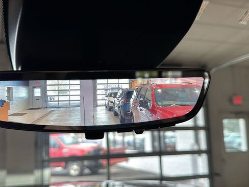 Used 2025 GMC Sierra 1500 Denali Ultimate image 27