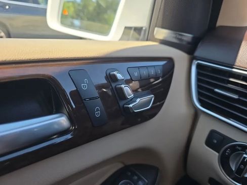 Used 2016 Mercedes-Benz GLE 350 4MATIC image 26