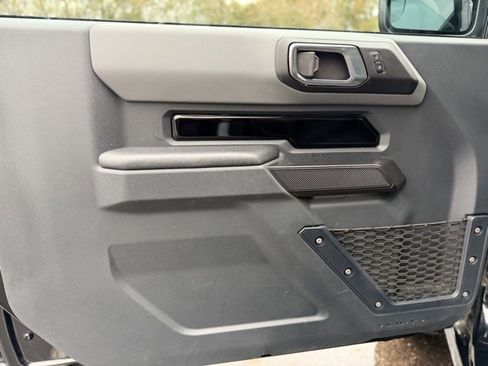 Used 2024 Ford Bronco Black Diamond image 18