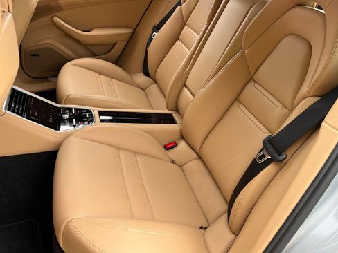 Used 2018 Porsche Panamera 4S AWD/4WD image 16