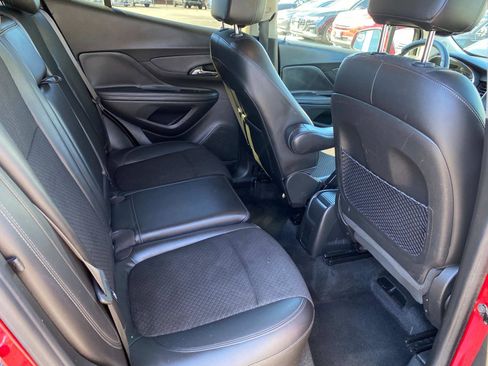 Used 2018 Buick Encore Preferred image 18