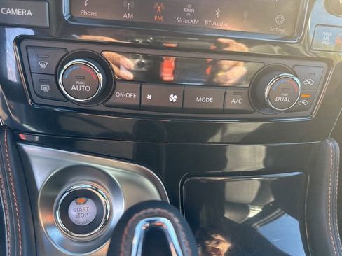 Used 2019 Nissan Maxima SR w/ Premium Package image 28