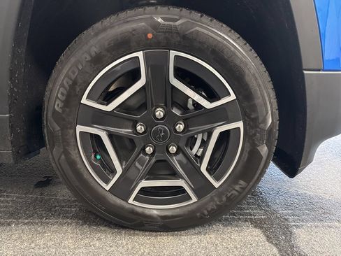New 2026 Jeep Cherokee Limited AWD/4WD image 12