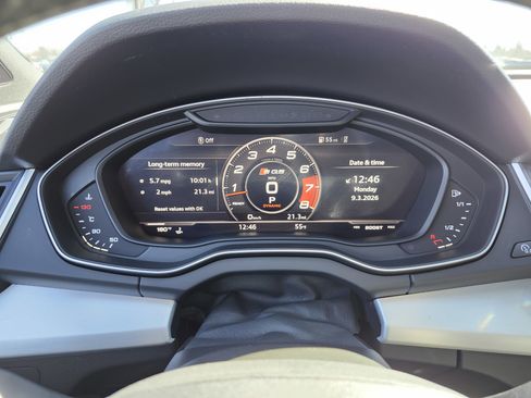 Used 2019 Audi SQ5 Prestige image 31