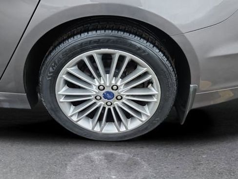 Used 2013 Ford Fusion SE image 20