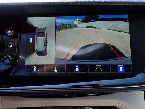 Used 2023 Buick Envision Avenir AWD/4WD image 30