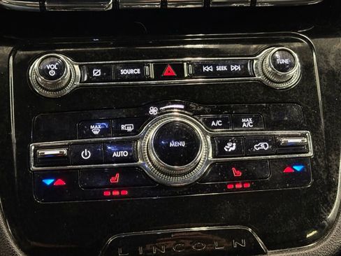 Used 2020 Lincoln Corsair FWD image 44