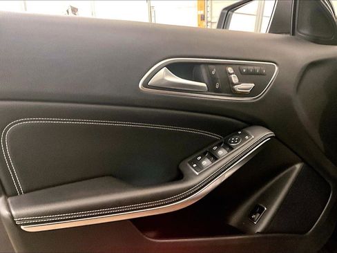 Used 2019 Mercedes-Benz GLA 250 image 22