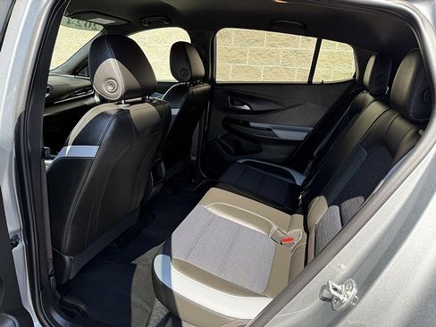 Used 2024 Buick Envista Preferred w/ Convenience I Package FWD image 17