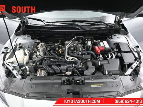 Used 2024 Nissan Altima 2.5 SV AWD/4WD image 30